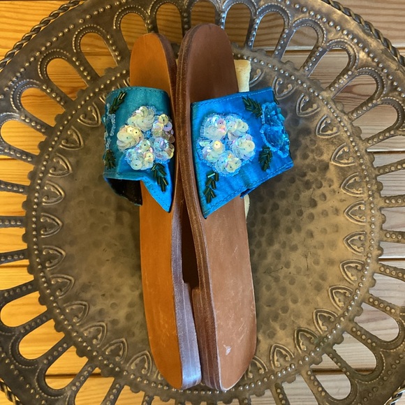 NEW! Turquoise Floral Beaded Embellished Sequined Slides Sandals Flats Size 5 - Picture 11 of 14